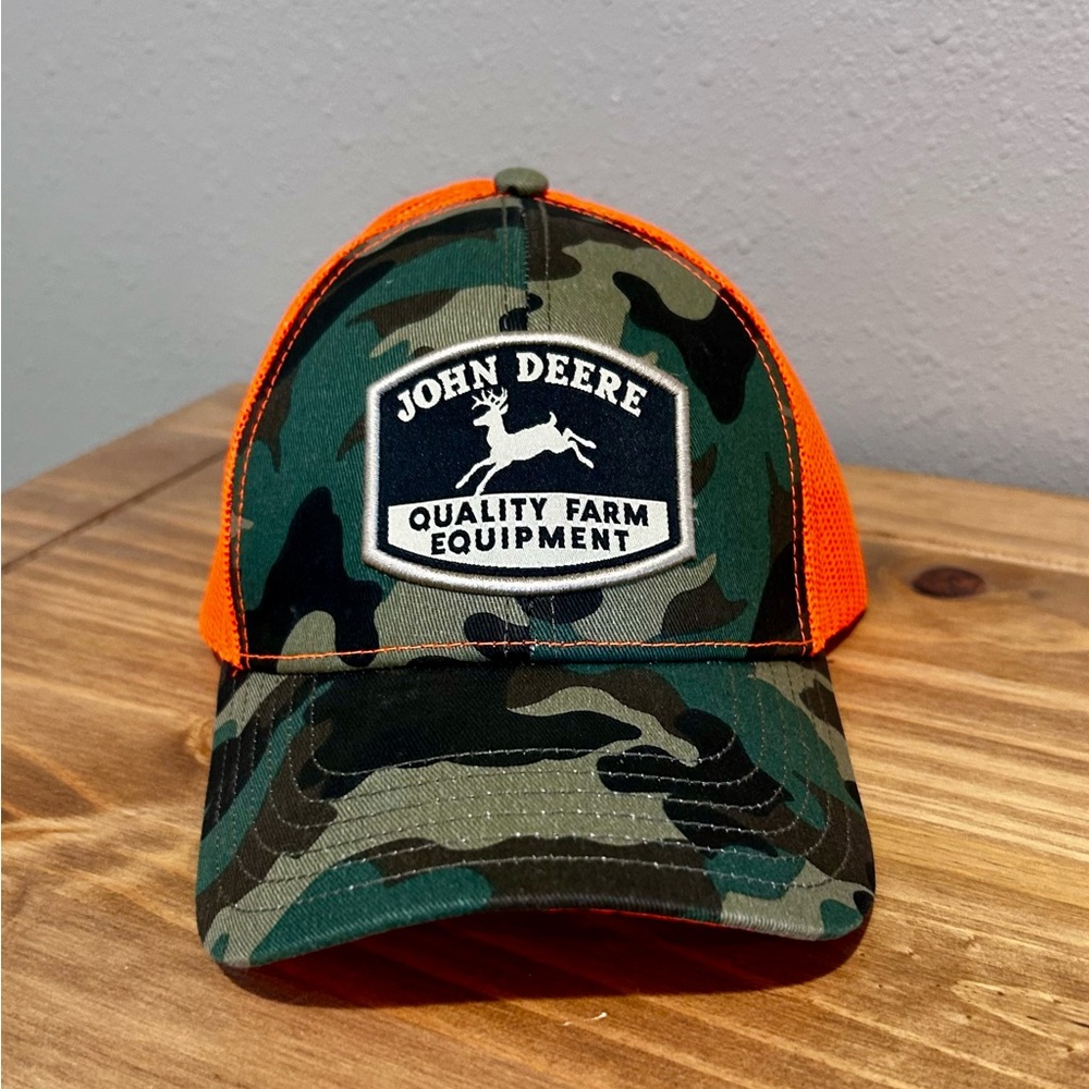 John Deere camo hat